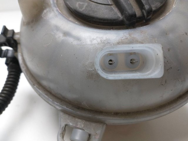 5Q0121407D Depósito de expansión del sistema de refrigeración  comprar en Zaragoza