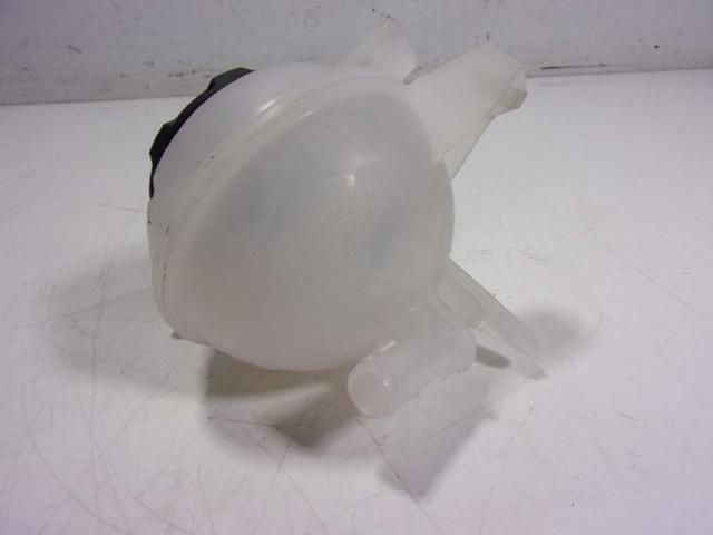 5Q0121407Q Vaso de expansión  en stock Sabadell