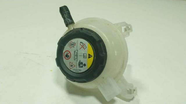 5Q0121407Q Depósito de expansión del sistema de refrigeración  disponible Málaga