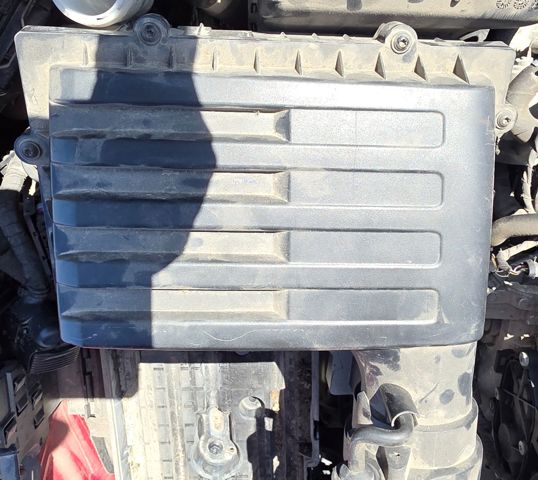 Caja del filtro de aire 5Q0129607AA VAG