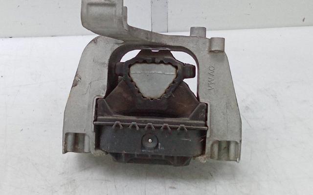 VAG 5Q0199262 Soporte de motor derecho  en stock Terrassa