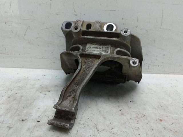 5Q0199262 VAG Soporte de motor derecho  comprar en Oviedo