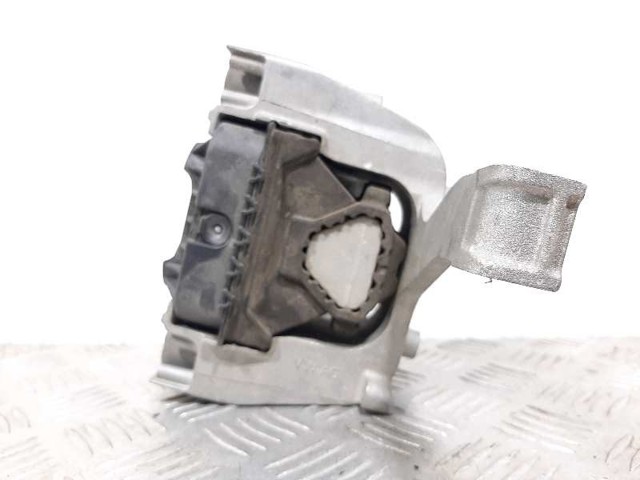 VAG 5Q0199262 Soporte de motor derecho  en stock Valencia