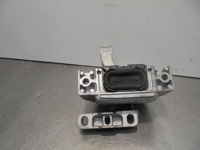 5Q0199262BD Soporte de motor derecho  en stock Castellón