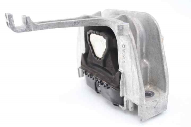 5Q0199262BE Soporte de motor derecho  comprar en Zaragoza