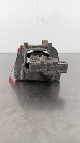 Soporte de motor derecho 5Q0199262BF VAG