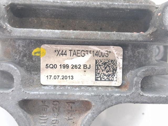 5Q0199262BJ Soporte izquierdo de la transmisión  disponible Málaga