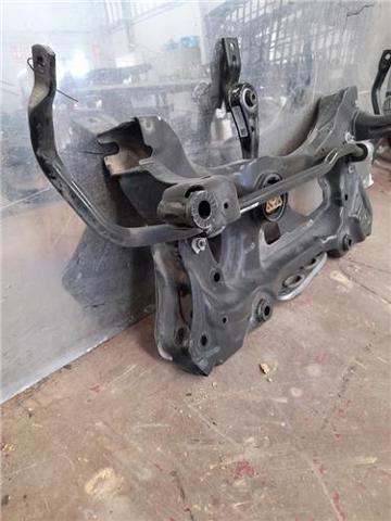 5Q0199315R VAG Subchasis delantero soporte motor  disponible Ourense