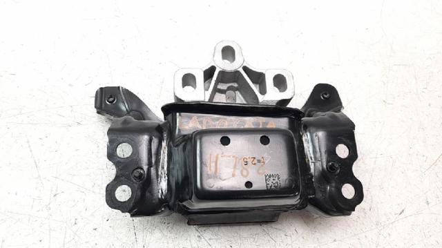 5Q0199555AD Soporte izquierdo del motor comprar Almería