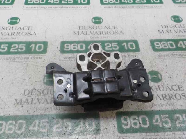 5Q0199555T Soporte izquierdo del motor comprar Girona