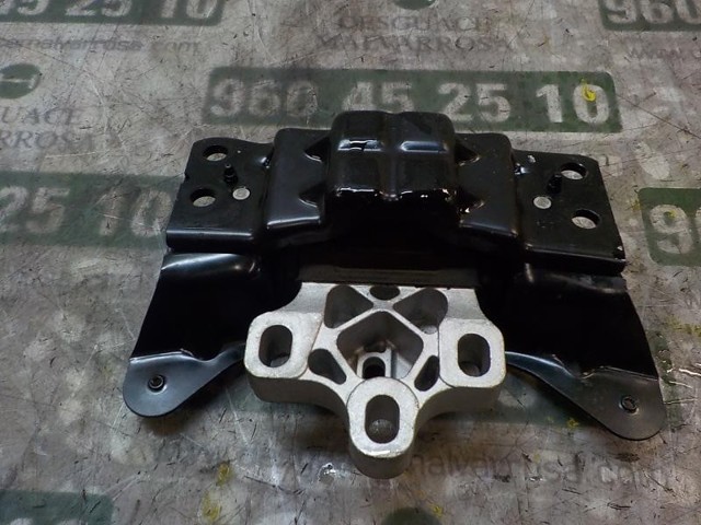 5Q0199555T Soporte izquierdo del motor  disponible Utrera