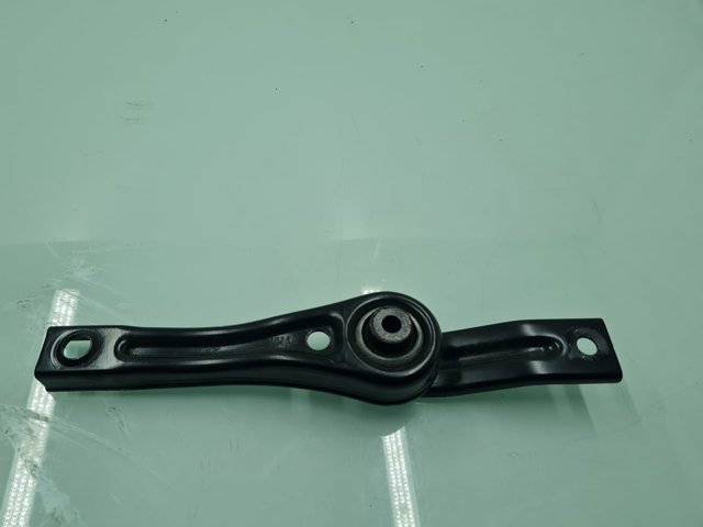 5Q0199855M Soporte de motor delantero  en stock Granada