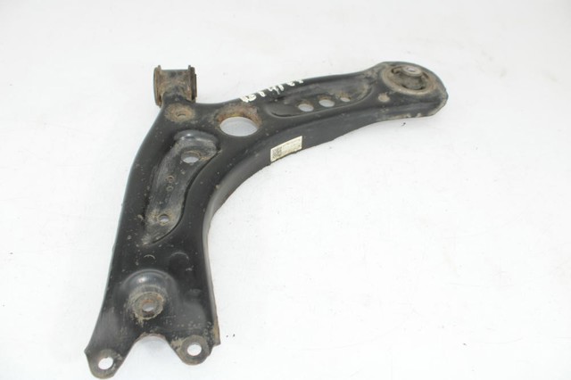 5Q0407151J VAG Brazo inferior izquierdo de la suspensión delantera  en stock Gandía