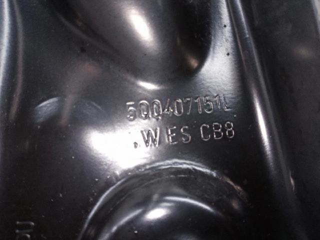 VAG 5Q0407151L Brazo inferior izquierdo de la suspensión delantera  en stock Salamanca