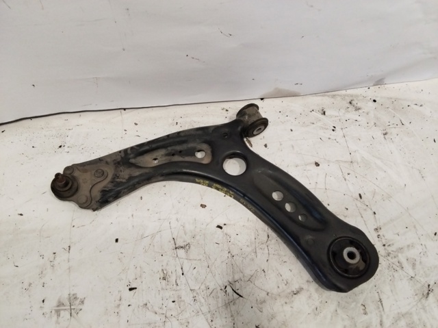 5Q0407151L VAG Brazo inferior izquierdo de la suspensión delantera  comprar en Lleida