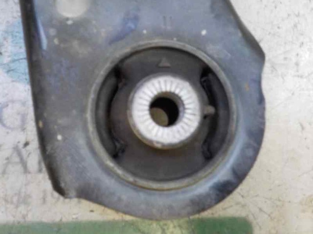 5Q0407151R Brazo inferior izquierdo de la suspensión delantera comprar Almería