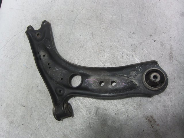 VAG 5Q0407151R Brazo inferior izquierdo de la suspensión delantera  comprar en Ponferrada