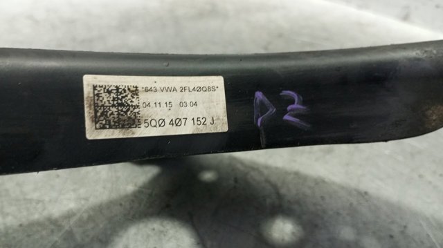 5Q0407152J Brazo inferior derecho de la suspensión delantera  comprar en Pontevedra