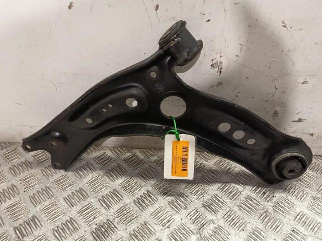 5Q0407152J VAG Brazo inferior derecho de la suspensión delantera  en stock Gandía
