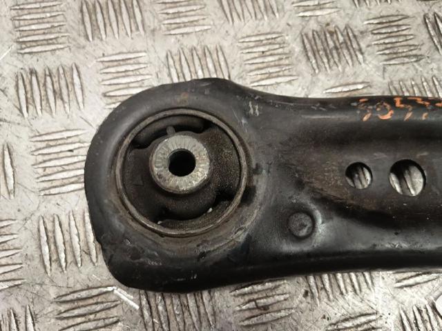 VAG 5Q0407152J Brazo inferior derecho de la suspensión delantera  comprar en Murcia