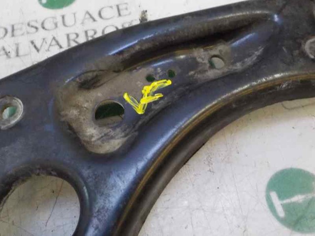 5Q0407152J Brazo inferior derecho de la suspensión delantera comprar Sevilla