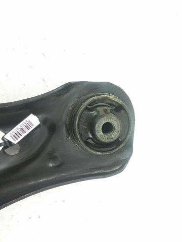VAG 5Q0407152L Brazo inferior derecho de la suspensión delantera  disponible Valladolid