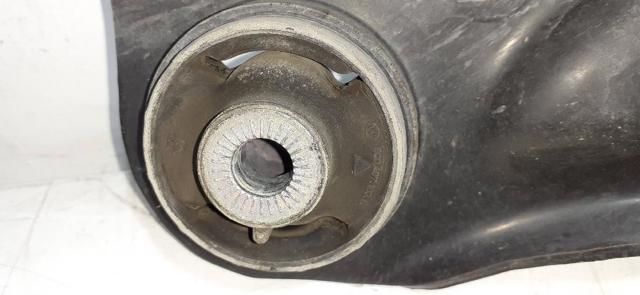 VAG 5Q0407152L Brazo inferior derecho de la suspensión delantera  comprar en Ponferrada