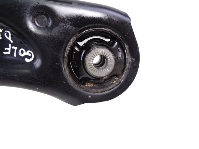 5Q0407152R VAG Brazo inferior derecho de la suspensión delantera  en stock Gandía