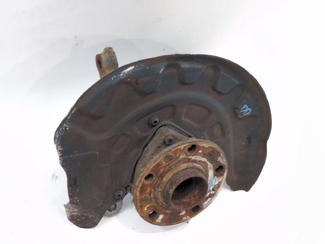5Q0407256R VAG Mangueta delantera derecha  en stock Huelva