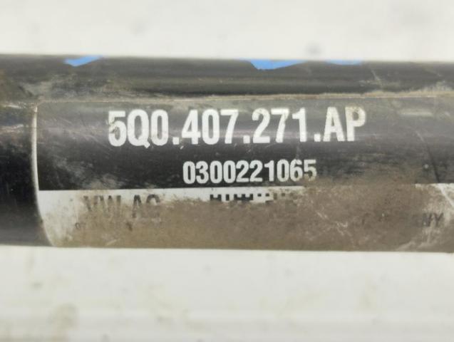 5Q0407271AP Semieje delantero izquierdo  en stock Sabadell