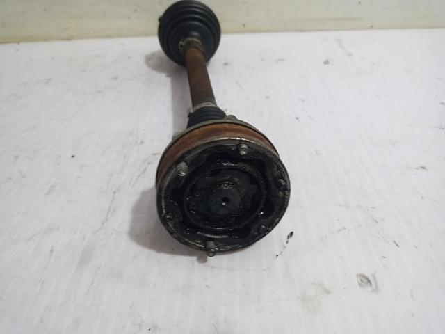 5Q0407271B Semieje delantero izquierdo  en stock Sabadell