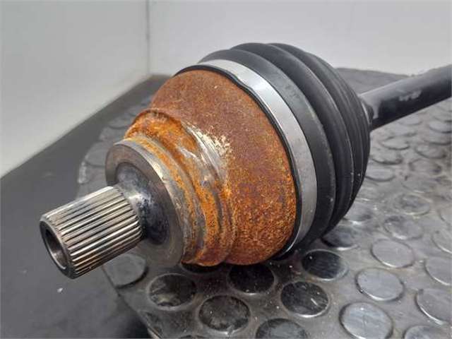 VAG 5Q0407271BT Semieje delantero izquierdo  disponible Valladolid