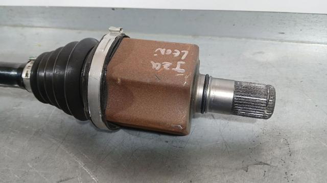 5Q0407271CR Semieje delantero izquierdo  disponible Málaga