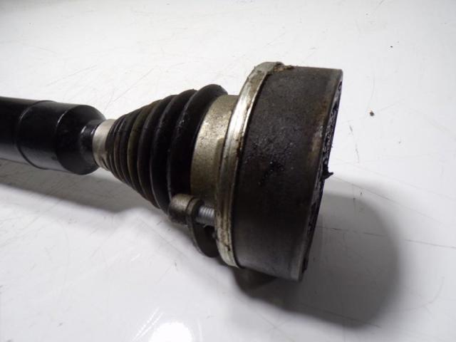 5Q0407272BN Árbol de transmisión delantero derecho  en stock Sabadell