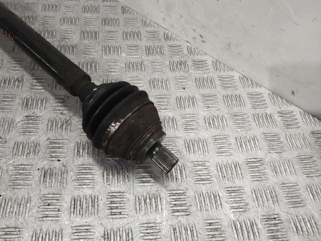 5Q0407272CC VAG Árbol de transmisión delantero derecho  disponible Vigo