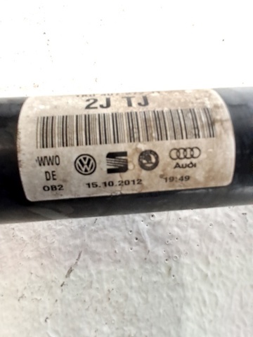 Árbol de transmisión delantero derecho 5Q0407272CC VAG