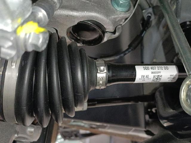 5Q0407272DD VAG Semieje delantero derecho  en stock Gandía