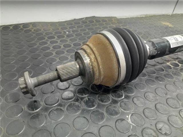 5Q0407272E Semieje delantero derecho  disponible Utrera