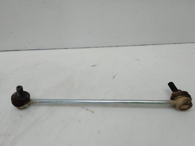 5Q0411315D Soporte de barra estabilizadora delantera  disponible Málaga