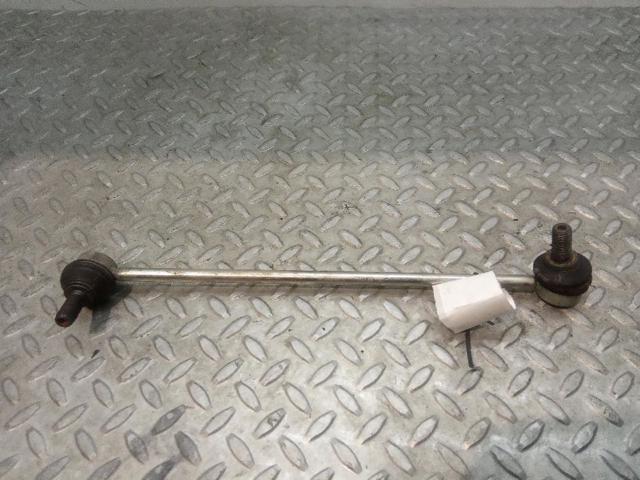 5Q0411315D Bieleta estabilizadora delantera  en stock Castellón