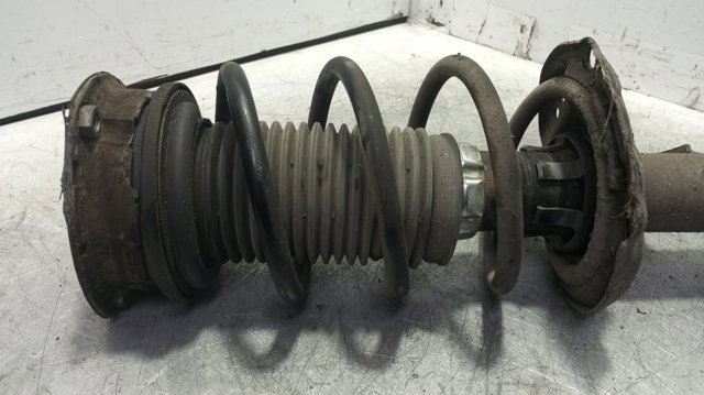 VAG 5Q0413023FK Amortiguador  en stock Valencia