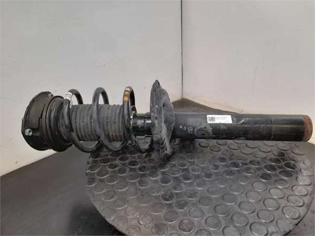 5Q0413031GQ Amortiguador delantero  disponible Málaga