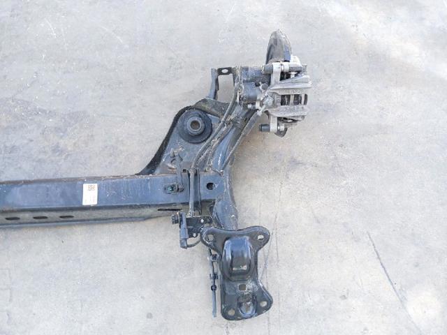 5Q0501049BH VAG Subchasis trasero soporte motor  disponible Vigo