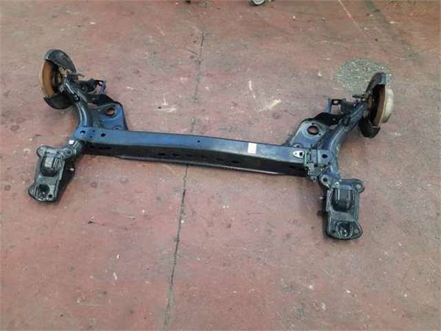 VAG 5Q0501049BJ Puente trasero  en stock Salamanca