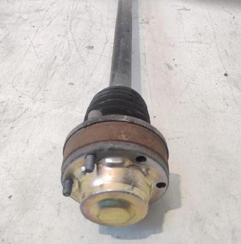 5Q0501204A Semieje trasero derecho  disponible Utrera