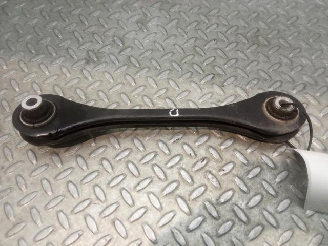 5Q0501529C VAG Brazo transversal de suspensión trasera  en stock Gandía