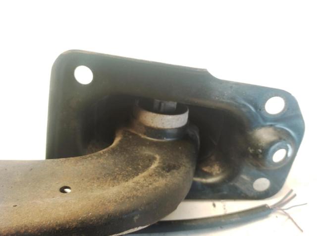 5Q0505224D Brazo longitudinal inferior derecho de la suspensión trasera  disponible Burgos