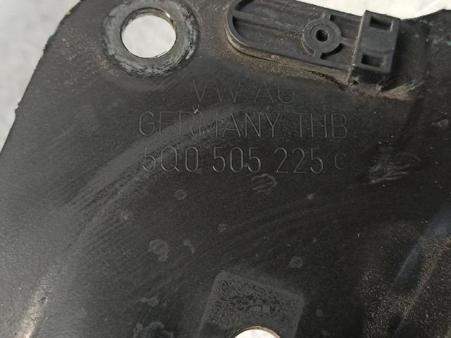VAG 5Q0505225C Barra oscilante, suspensión de ruedas, trasera izquierda comprar Pamplona