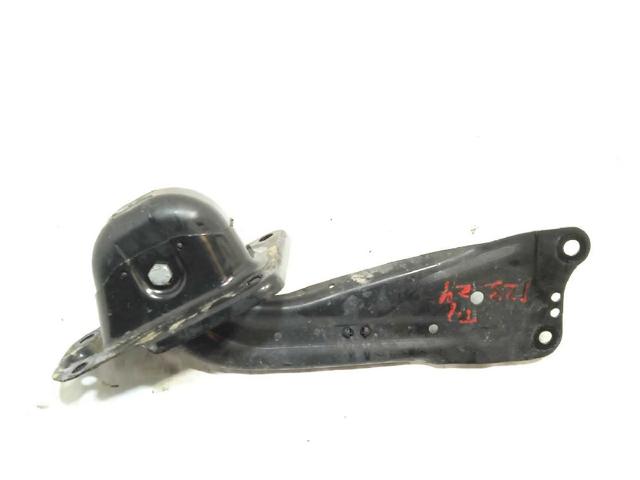 5Q0505225C Barra oscilante, suspensión de ruedas, trasera izquierda  en stock Sabadell