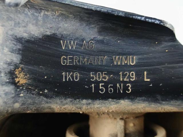 5Q0505225C VAG Barra oscilante, suspensión de ruedas, trasera izquierda  en stock Córdoba